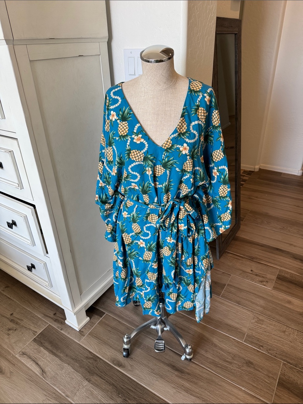 Reyn Spooner XL pineapple print dress